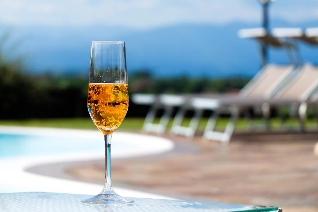 Sweet Life Bed and Breakfast Peschiera del Garda Exteriör bild