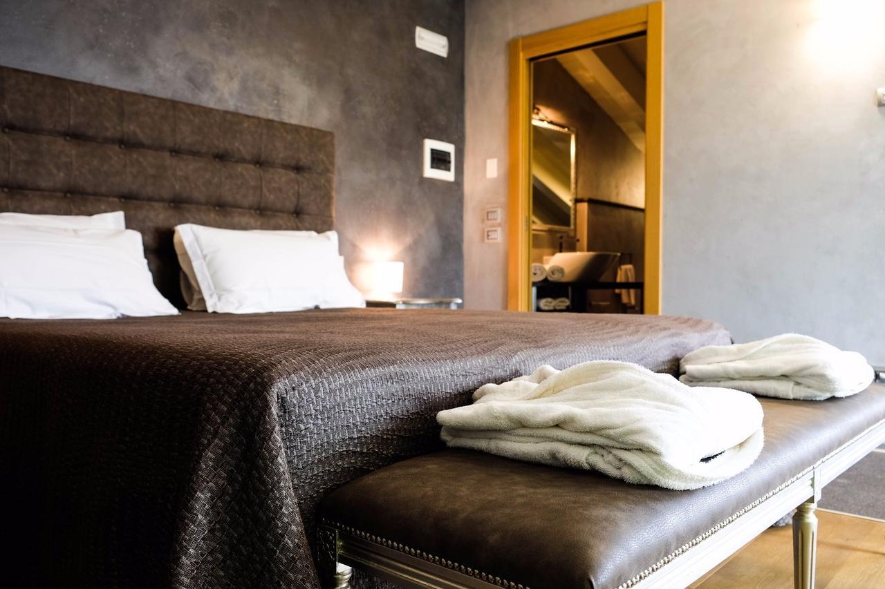 Sweet Life Bed and Breakfast Peschiera del Garda Exteriör bild